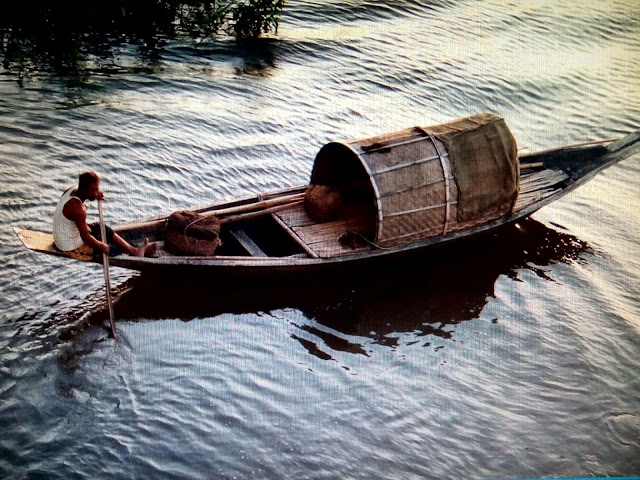বুড়িগঙ্গায় নৌকা থেকে লাফিয়ে পড়ে নিখোঁজ ২ যাত্রীর লাশ উদ্ধার