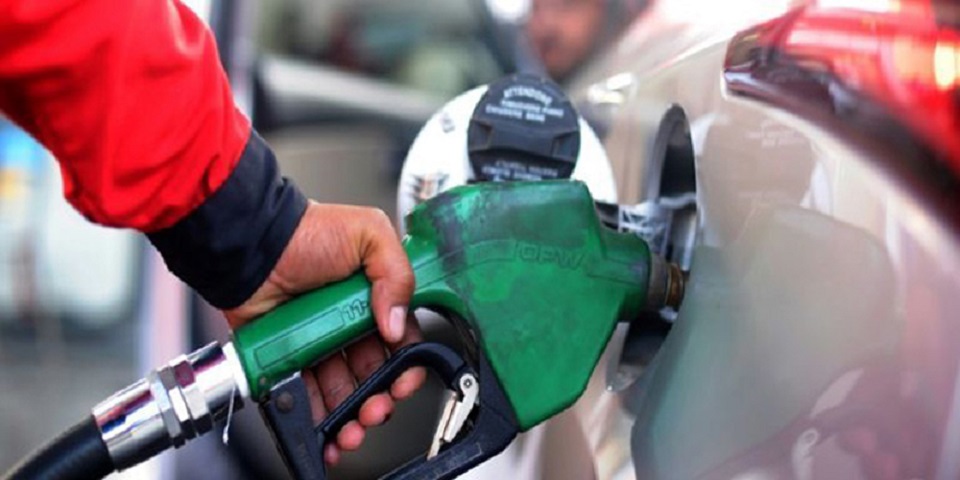 আবারও বিশ্ববাজারে বেড়েছে অপরিশোধিত তেলের দাম