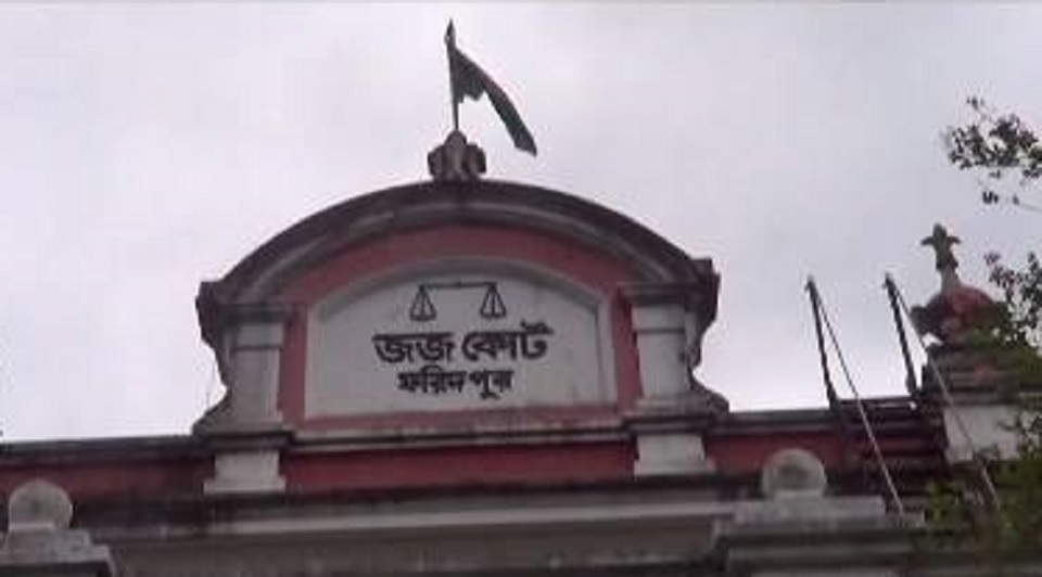 দুর্নীতি মামলায় প্রকল্প কর্মকর্তার ৩ বছরের কারাদণ্ড