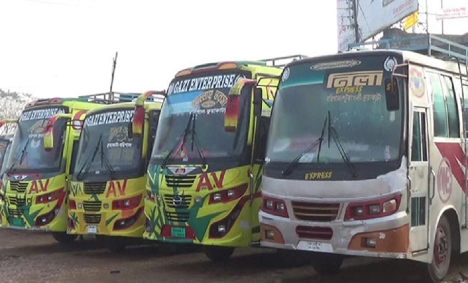 মালিক সমিতির দ্বন্দ্বে দক্ষিণাঞ্চলের ১৭ রুটে বাস চলাচল বন্ধ