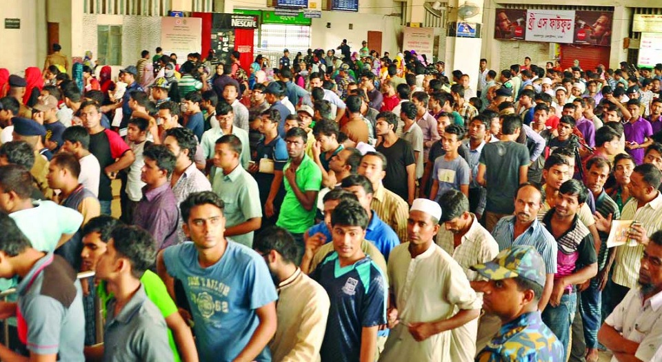 ট্রেনের আগাম টিকিট বিক্রি শুরু