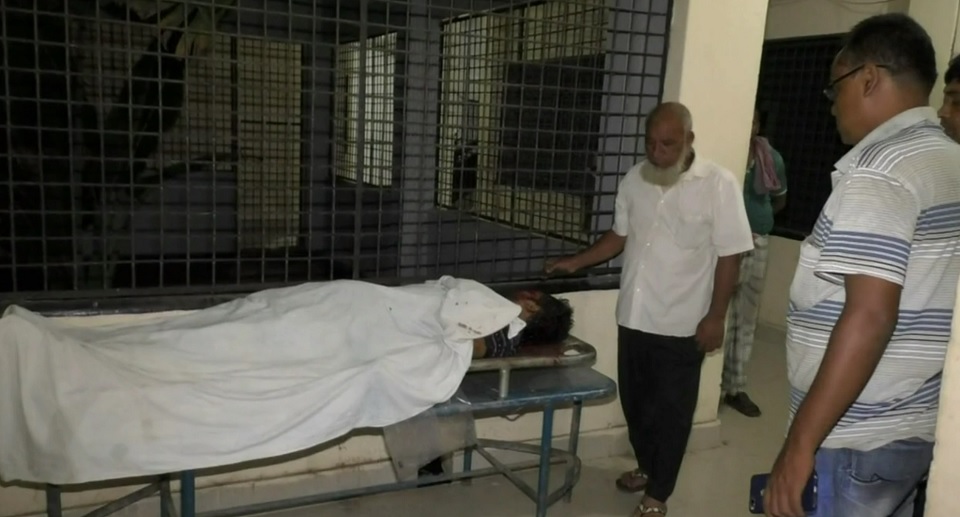 নাটোরে র্যাবের সাথে ‘বন্দুকযুদ্ধে’ নিহত ১