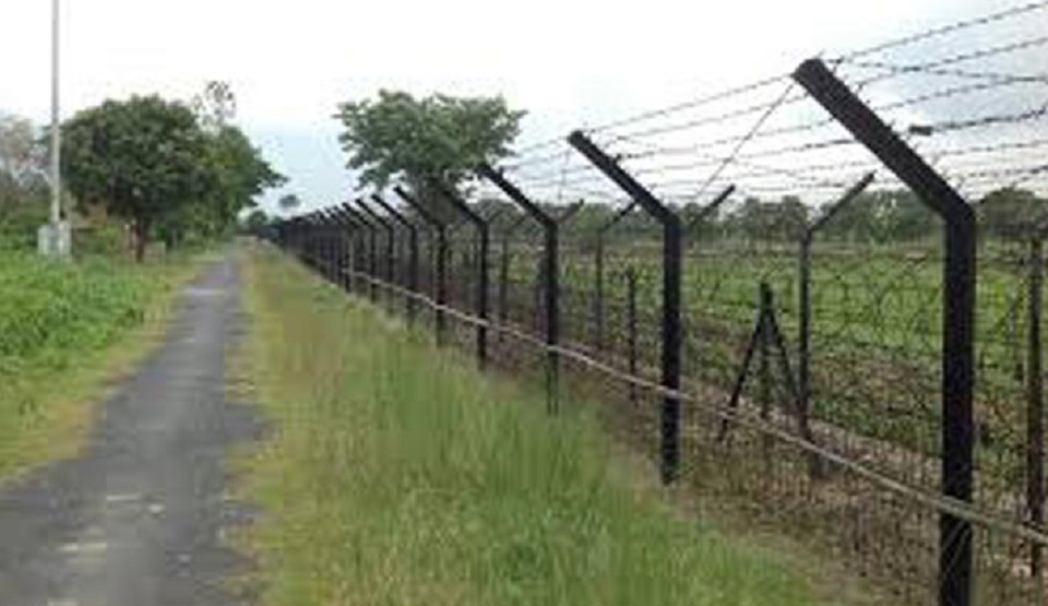 বিএসএফ’র বিরুদ্ধে বাংলাদেশীকে নির্যাতনের অভিযোগ