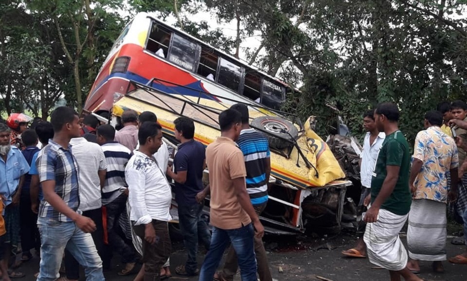 নাটোরে সড়ক দুর্ঘটনা: ওসি প্রত্যাহার