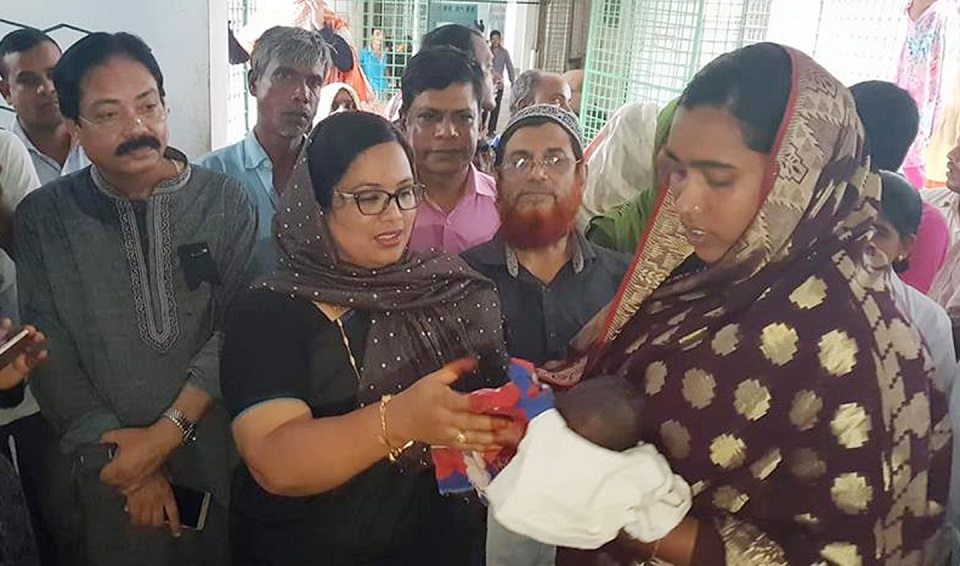 নতুন বাবা-মা পেলো পিতৃ পরিচয়হীন নবজাতক