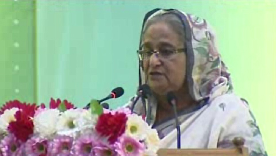 দেশকে খাদ্যে স্বয়ংসম্পূর্ণ করতে কাজ করছে সরকার: প্রধানমন্ত্রী