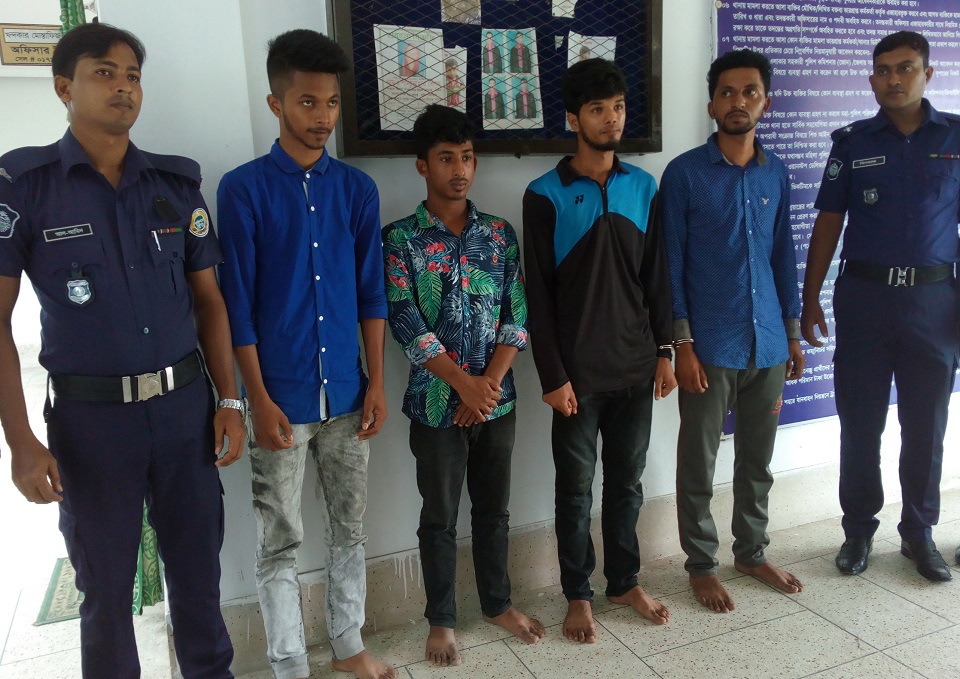 বিয়ের কথা বলে কিশোরীকে গণধর্ষণ, গ্রেফতার ৪