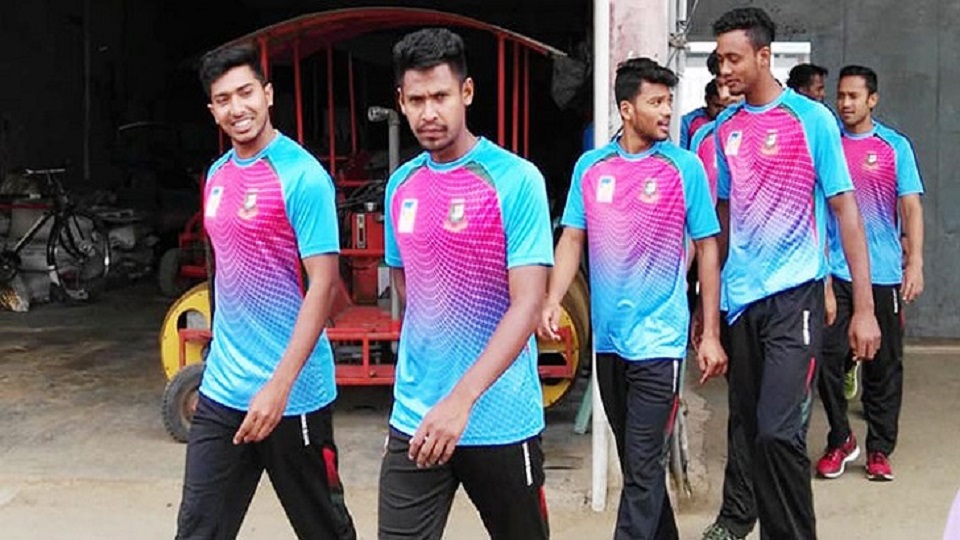 এশিয়া কাপকে পাখির চোখ করে নতুন জার্সিতে অনুশীলনে টাইগাররা