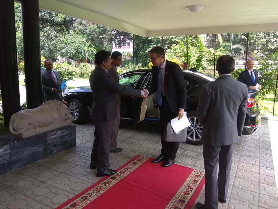 পররাষ্ট্রমন্ত্রীর সাথে এস্তোনিয়ার পররাষ্ট্রমন্ত্রী এসভেন মিকচারের সাক্ষাৎ