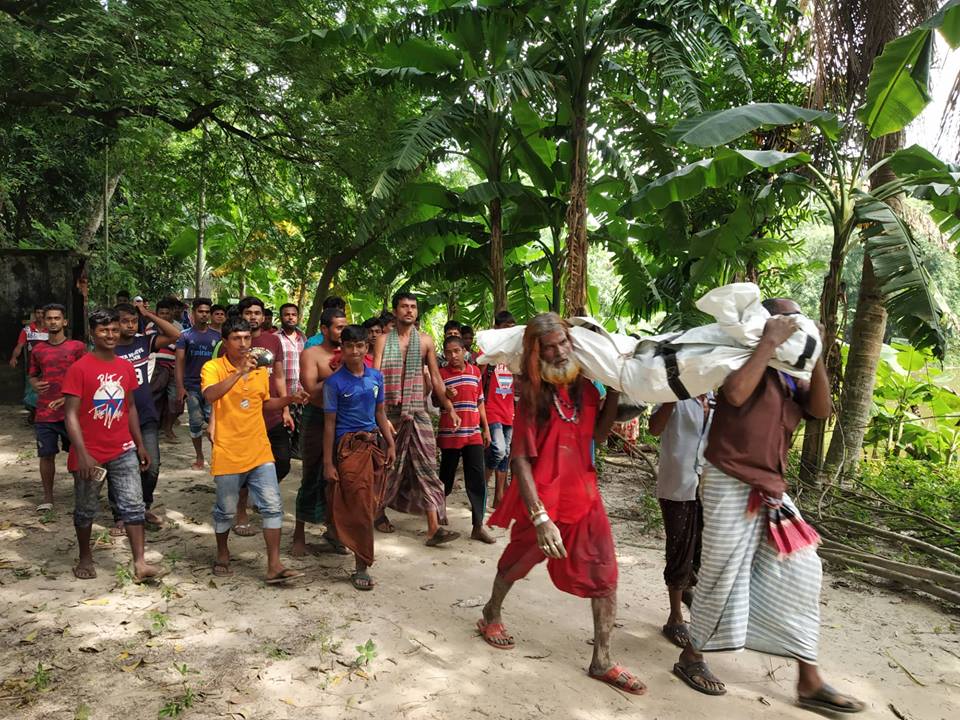 কুমিল্লায় ৬ মাস পর ময়নাতদন্তের জন্য প্রকৌশলীর লাশ উত্তোলন