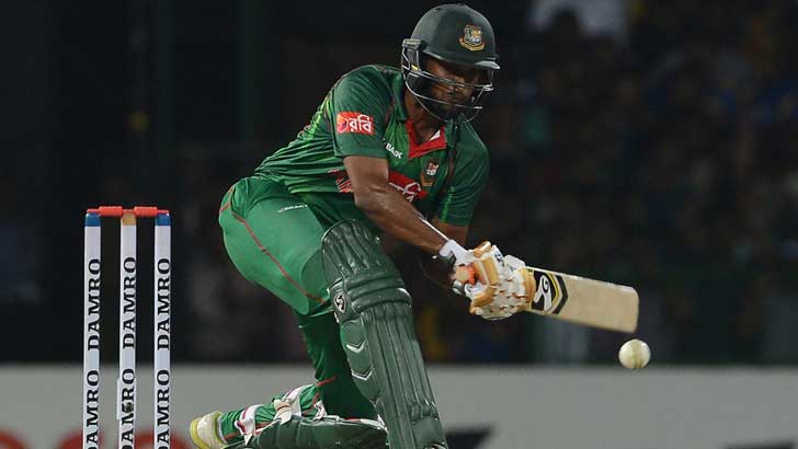 সাকিবের পর বিদায় মুশফিকও, ৬৫ রানে খোয়া ৫ উইকেট!