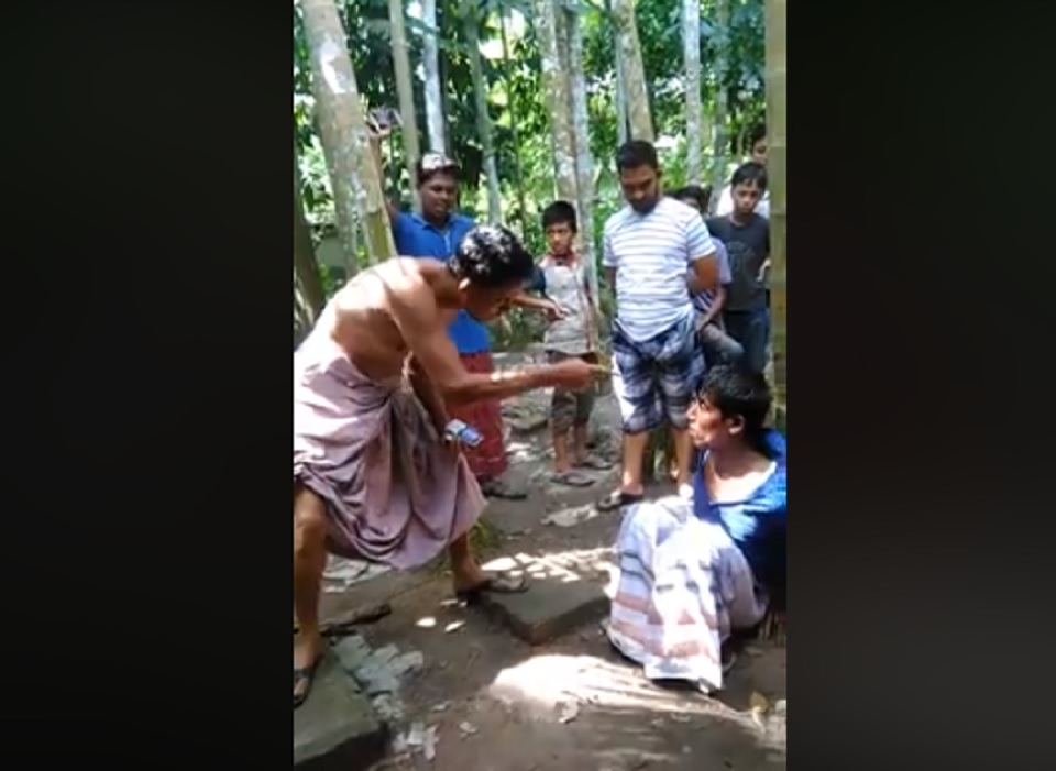 ডাকাতির অপবাদে যুবককে গাছে বেঁধে নির্যাতন