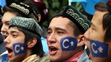 চীনে মুসলিমদের জোর করে ধর্মান্তরিত করা যাবে