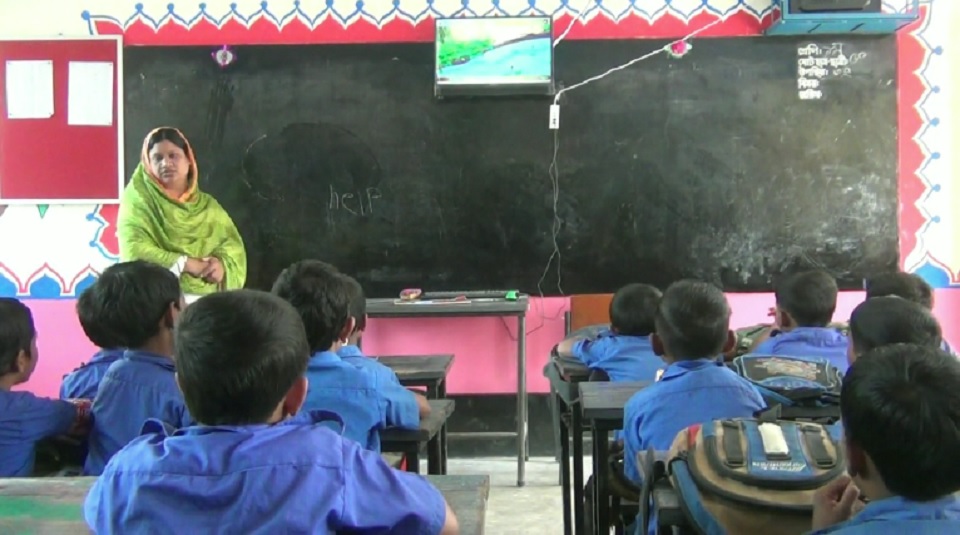 চুয়াডাঙ্গায় বাংলাদেশের প্রথম স্মার্ট স্কুল