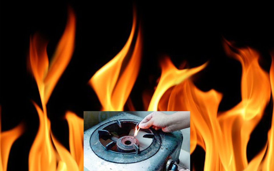 গ্যাসের চুলা বিস্ফোরণে একই পরিবারের ৫ জন দগ্ধ