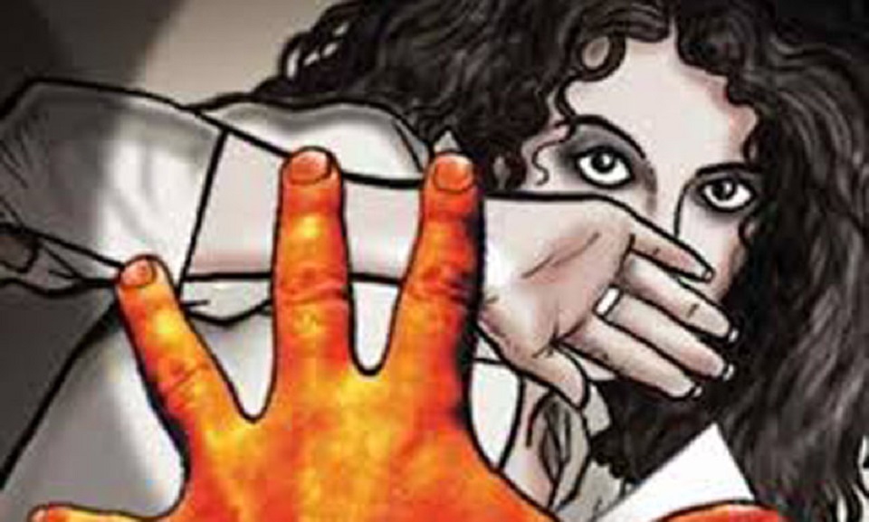 চতুর্থ শ্রেণির ছাত্রী ধর্ষণে অভিযোগে বিদ্যালয়ের দফতরি গ্রেফতার