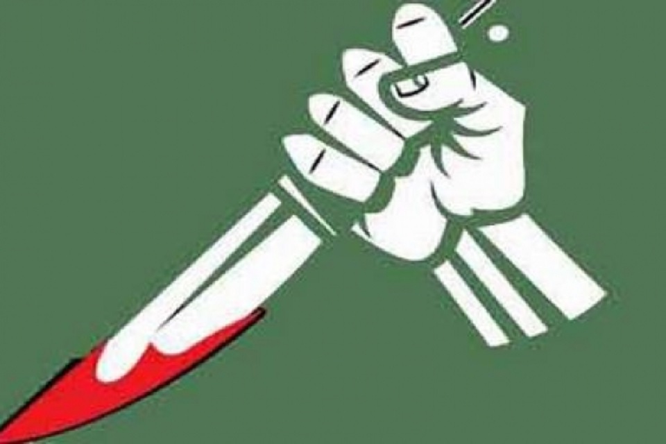 বোনকে উত্ত্যক্ত করার প্রতিবাদ করায় ভাইকে জবাইয়ের চেষ্টা বখাটেদের