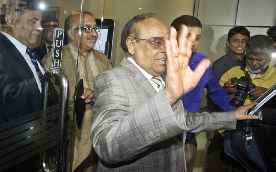 স্বাস্থ্য পরীক্ষা শেষে ফের কারাগারে ব্যারিস্টার মইনুল