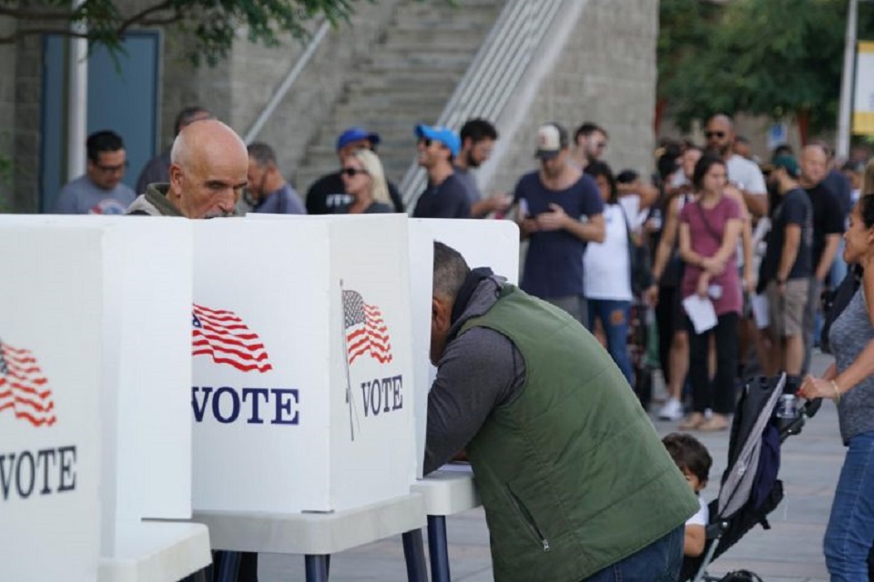 আজ যুক্তরাষ্ট্রে মধ্যবর্তী নির্বাচন