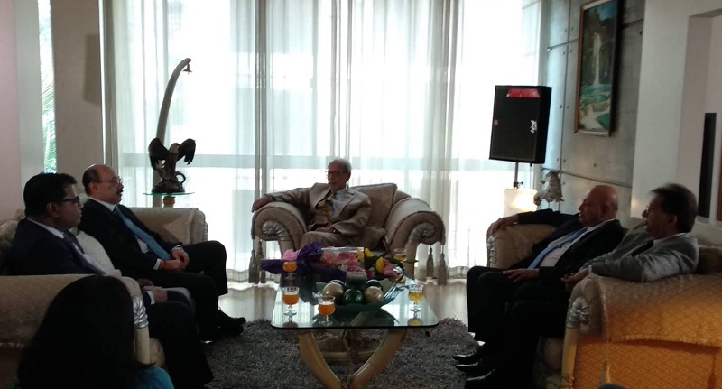 বি চৌধুরীর বাসায় ভারতীয় হাইকমিশনার