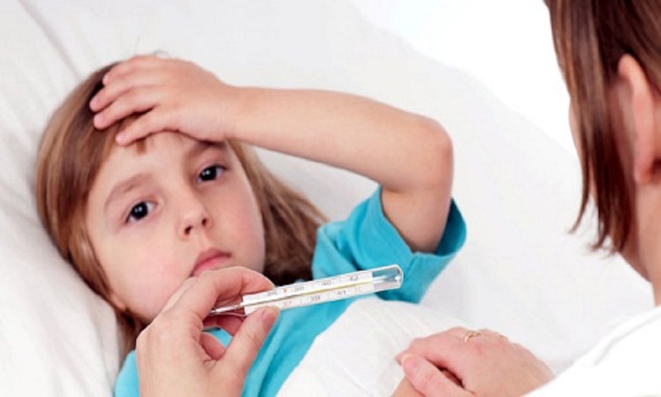 ডেঙ্গু জ্বর হলে কী করবেন?