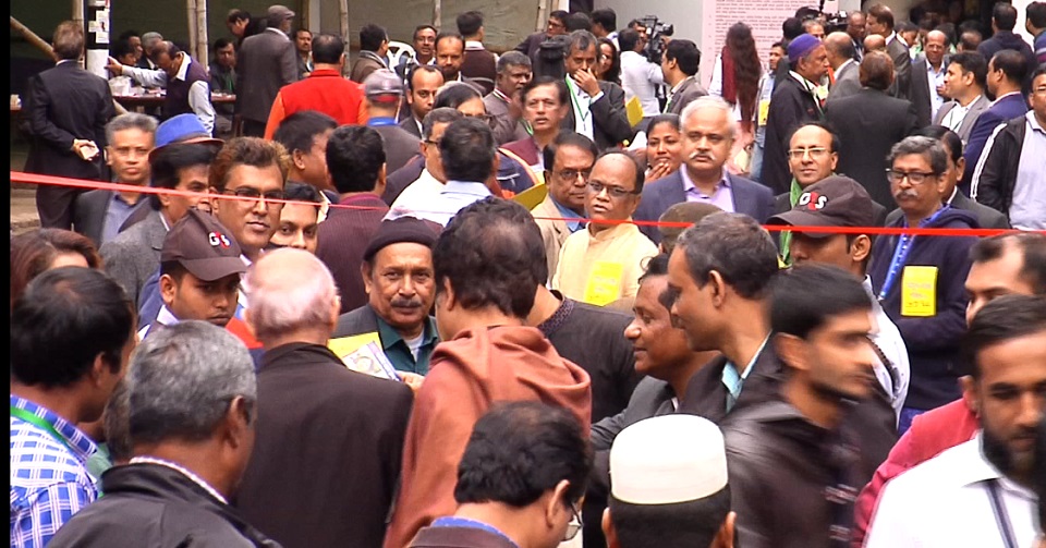 প্রেসক্লাব ব্যবস্থাপনা কমিটির নির্বাচনের ভোট গ্রহণ চলছে