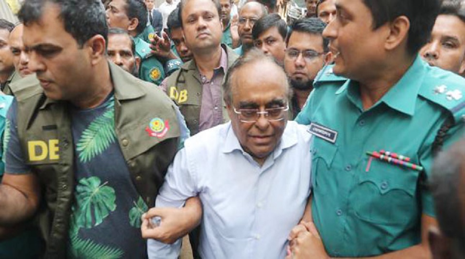 ডিজিটাল নিরাপত্তা আইনের মামলায় ব্যারিস্টার মইনুলের ছয় মাসের জামিন