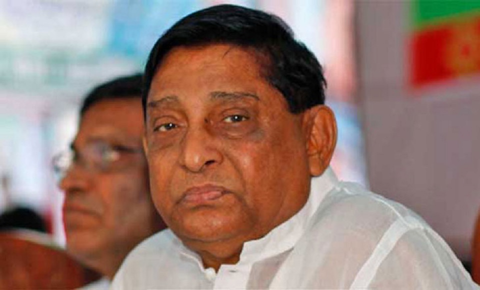 বাদ পড়েছেন মায়া