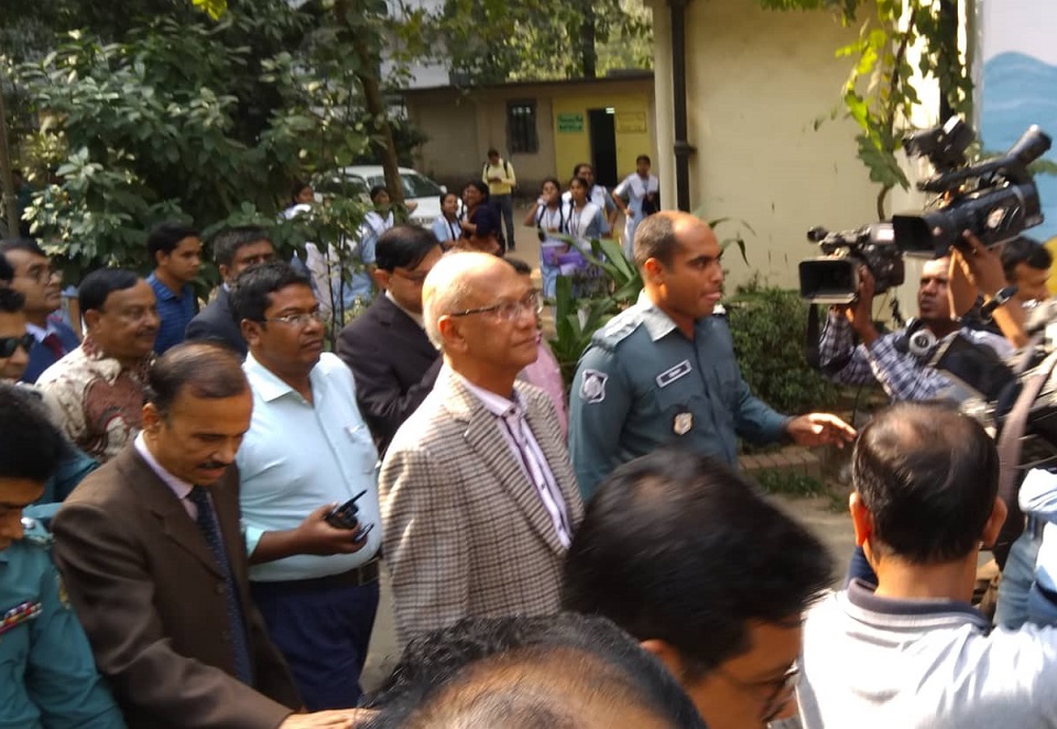 আত্মহত্যার বিষয়ে তদন্ত করে ব্যবস্থা: শিক্ষামন্ত্রী