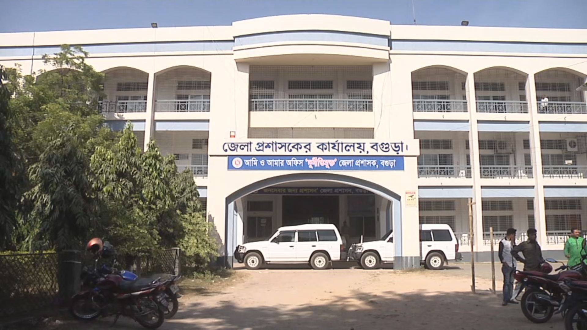 বগুড়ার ৭টি আসনে ভোটের মূল লড়াইয়ে ৪৪ জন