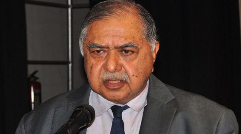 ভোট দিলেন ড. কামাল