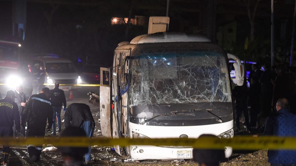 মিসরে পর্যটকবাহী বাসে বোমা বিস্ফোরণে নিহত ৪