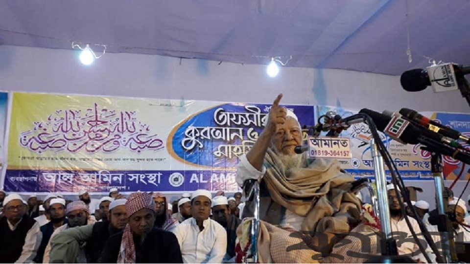 শোকরানা মাহফিলে প্রধানমন্ত্রীর সঙ্গে মুসাফা করিনি: আহমদ শফি