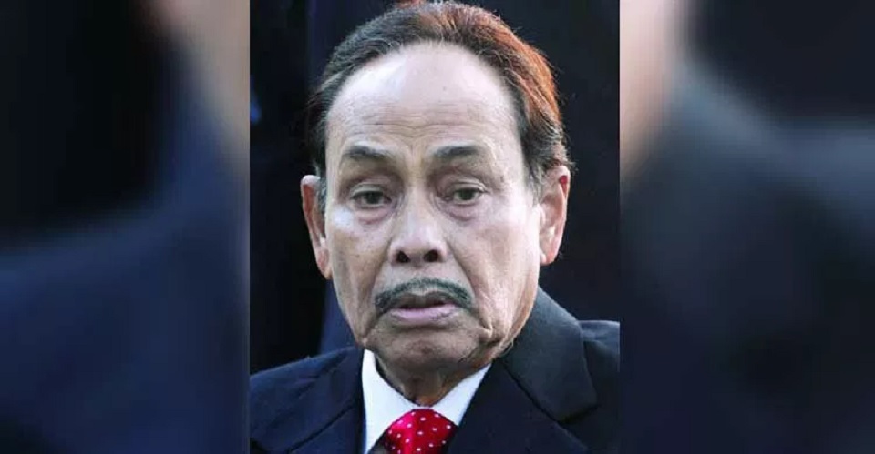 দেশে ফিরছেন এরশাদ