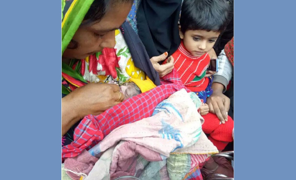 নবজাতককে বাগানে ফেলে গেল স্বজনেরা!