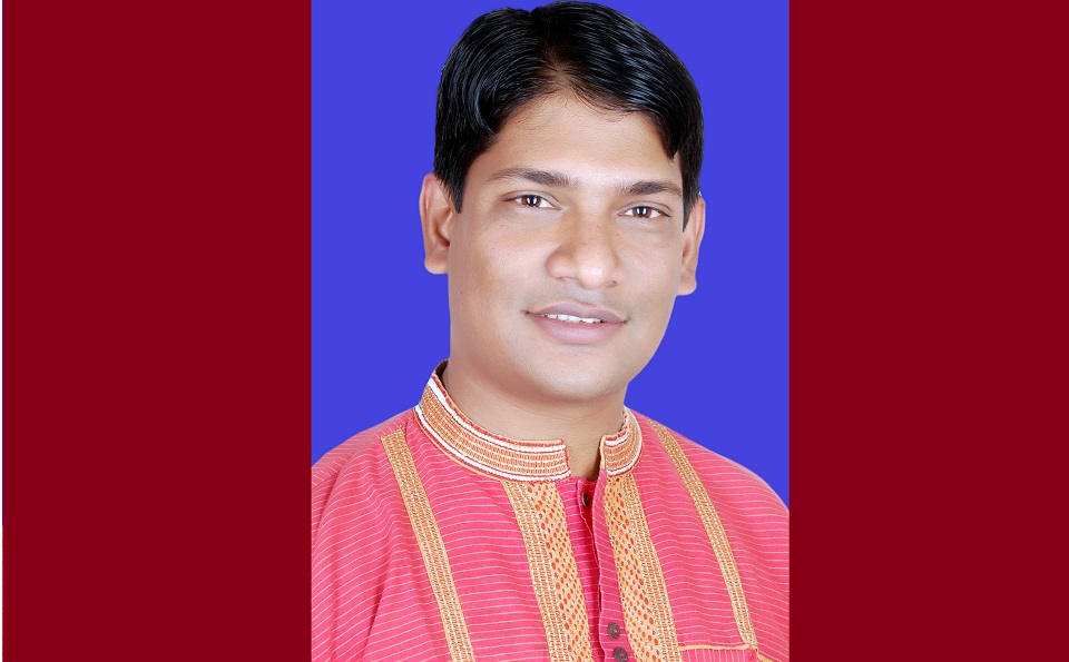 আওয়ামী লীগের প্রার্থীকে সমর্থন দিয়ে নির্বাচন থেকে সরে দাঁড়ালেন জাতীয় পার্টির প্রার্থী