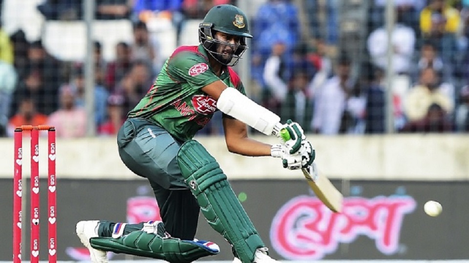 সাকিবের ফিফটির পরও ১২৯ রানে অলআউট বাংলাদেশ