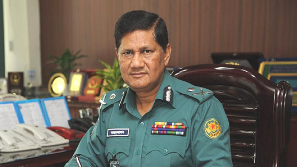 যেকোন ধরণের অপতৎপরতা শক্ত হাতে দমন করা হবে: ডিএমপি কমিশনার