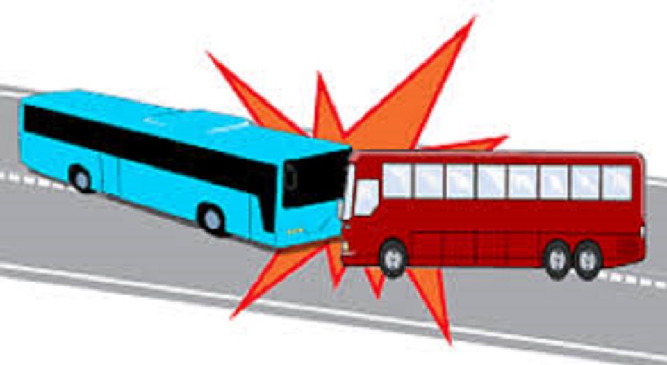 চট্টগ্রামে দাঁড়িয়ে থাকা বাসে ধাক্কা, নিহত ৩