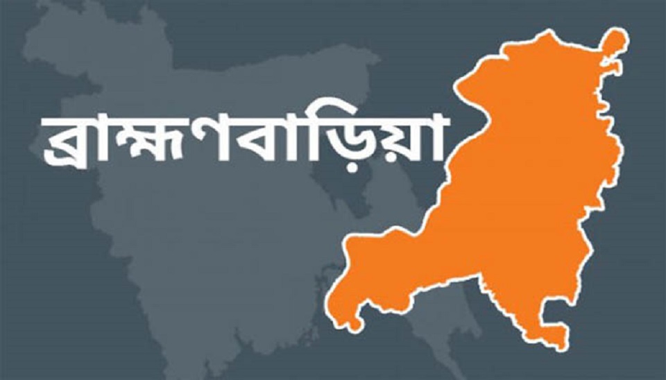 কসবায় পাঁচ মণ গাঁজাসহ আটক ৪