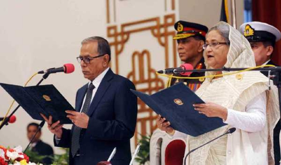 নতুন মন্ত্রিসভার শপথ সোমবার