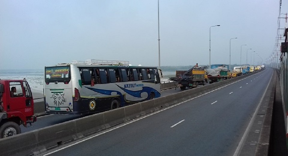 বঙ্গবন্ধু সেতুর পশ্চিম থেকে ২০ কিলো ফোর লেন প্রকল্পের চুক্তি স্বাক্ষর