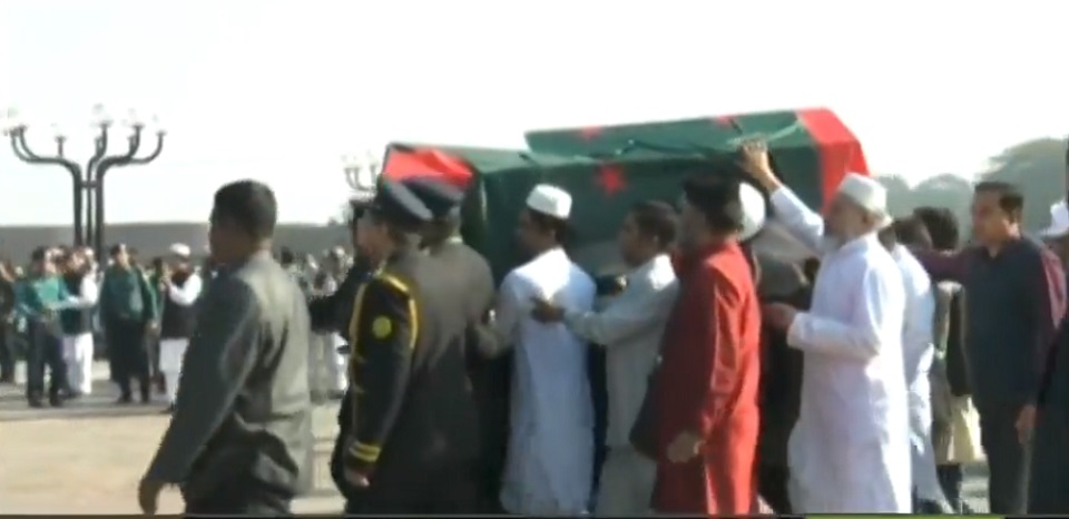 সৈয়দ আশরাফের প্রথম জানাজা অনুষ্ঠিত