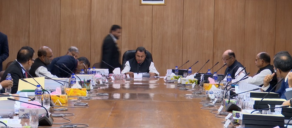 কোরিয়া থেকে ২০টি রেল ইঞ্জিন কিনছে সরকার