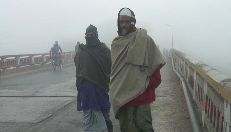 চুয়াডাঙ্গায় বাড়ছে শীতের তীব্রতা