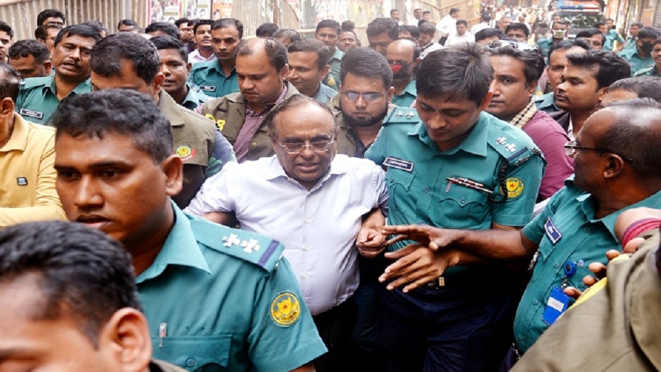 ১৫ মামলায় ব্যারিস্টার মইনুলের জামিন, মুক্তিতে বাধা নেই