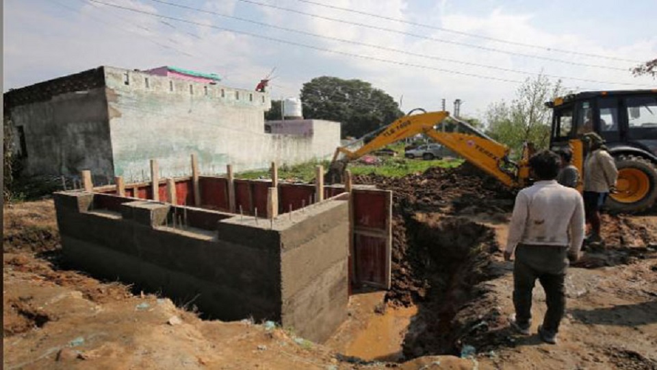 পাকিস্তানের হামলা ঠেকাতে ১৪ হাজার বাঙ্কার নির্মাণ ভারতের