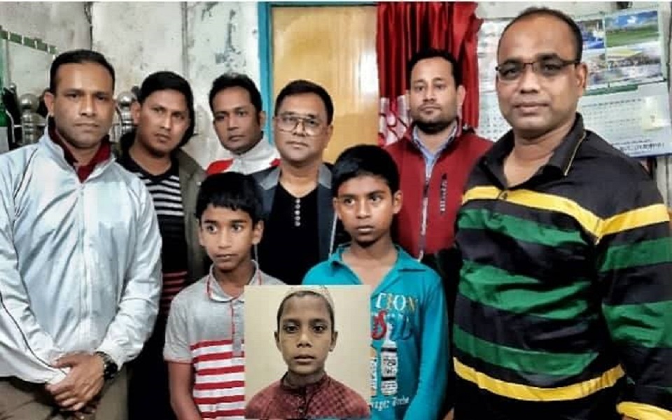 পড়াশোনার চাপে ঘর ছাড়ছে শিশুরা : ৪ শিশু উদ্ধার