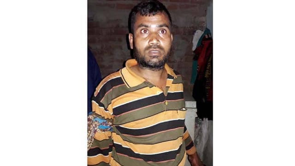 জমি নিয়ে বিরোধ: আপন বোনকে কুপিয়ে হত্যা