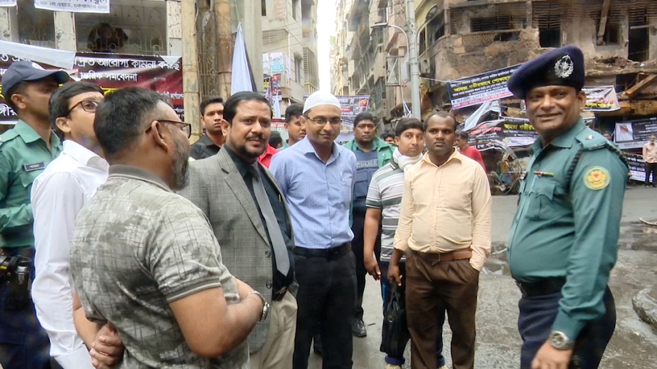 চুড়িহাট্টায় অগ্নিকাণ্ডের ঘটনায় মানবাধিকার কমিশনের তদন্ত কমিটি গঠন